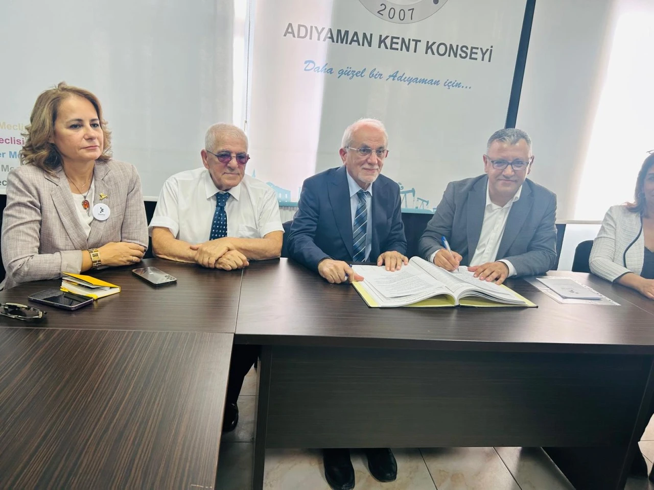 Beşiktaş ve Adıyaman Kent Konseyleri Arasında Kardeşlik Protokolü İmzalandı