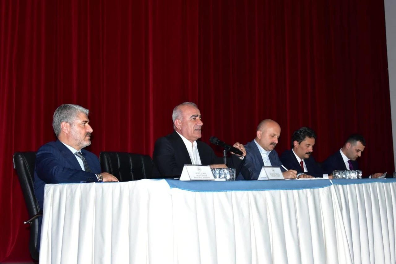 Besni’de Sorunlar Dinlendi, Çözüm Yolları Belirlendi