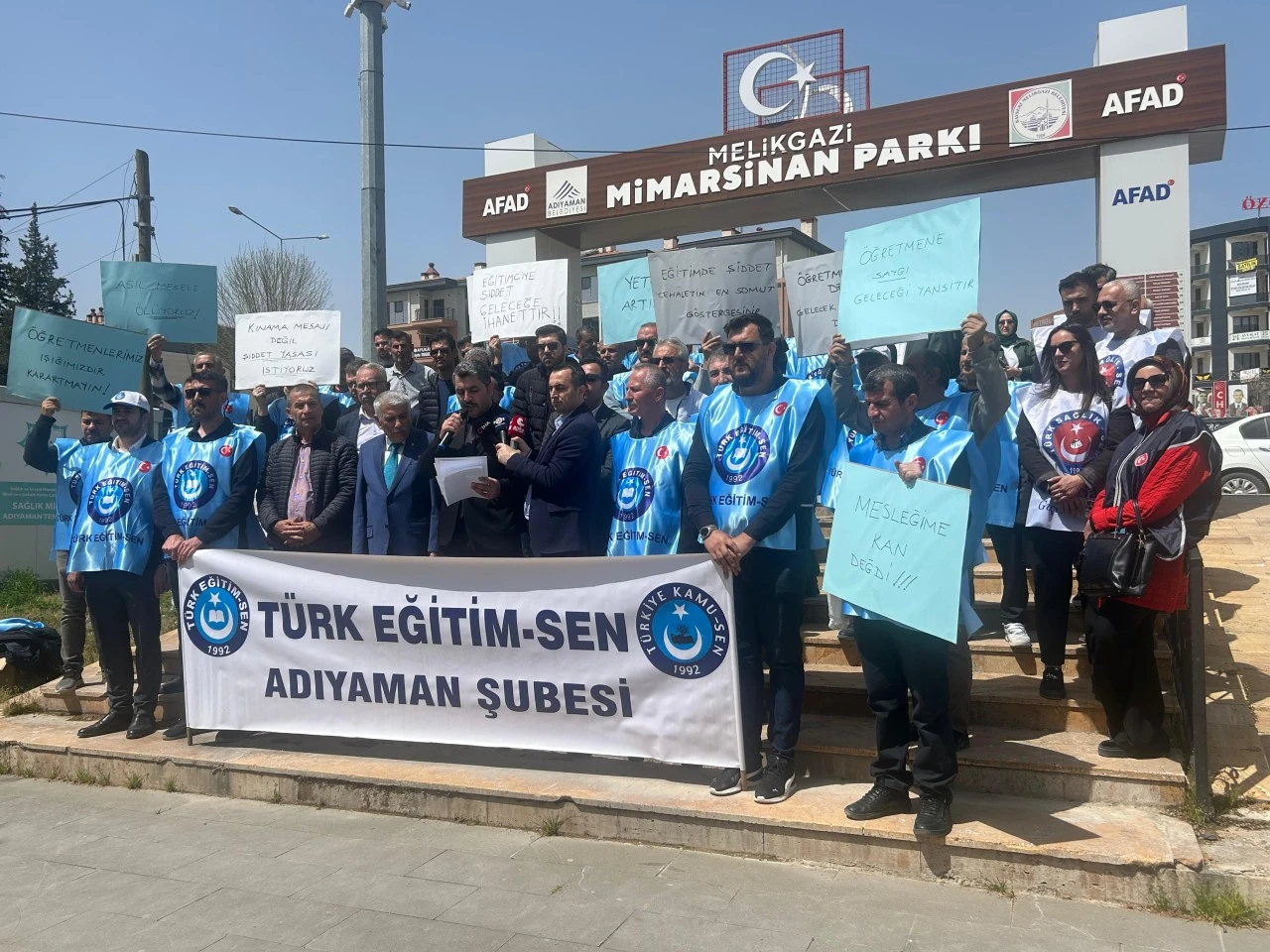 T&Uuml;RK EĞİTİM-SEN: OKULLARDA BASKIYA VE TEHDİDE GE&Ccedil;İT YOK