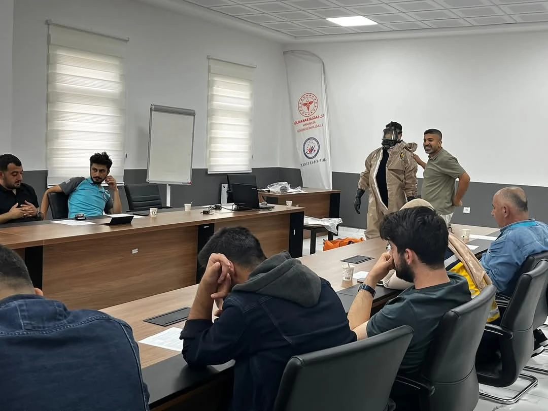 Sağlık çalışanlarına yönelik KBRN eğitimi devam ediyor