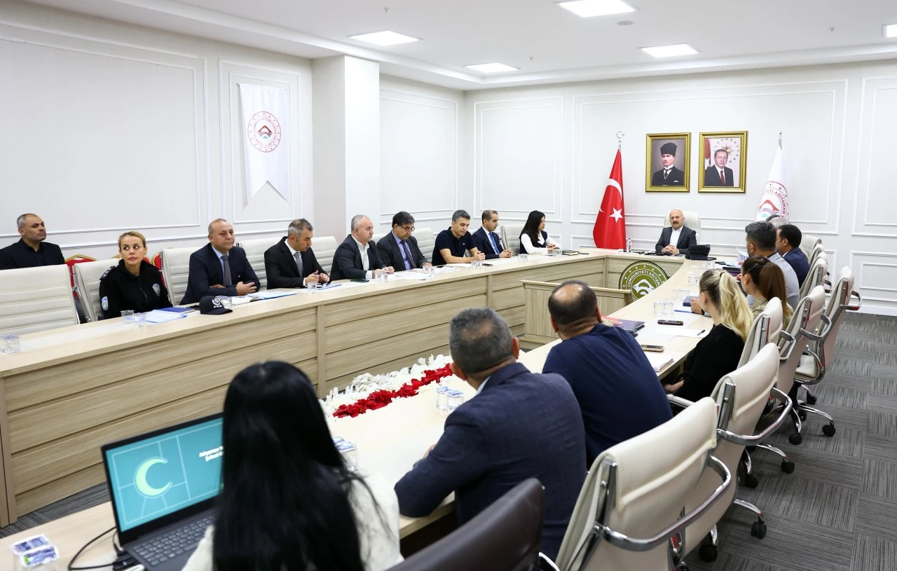 Uyuşturucu ile Mücadelede Yeni Bir Adım: "Uzat Elini Projesi"