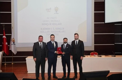 Adıyaman Ak Parti Gençlik Kollarından Büyük Başarı: Türkiye 4.’lüğü Gururu!