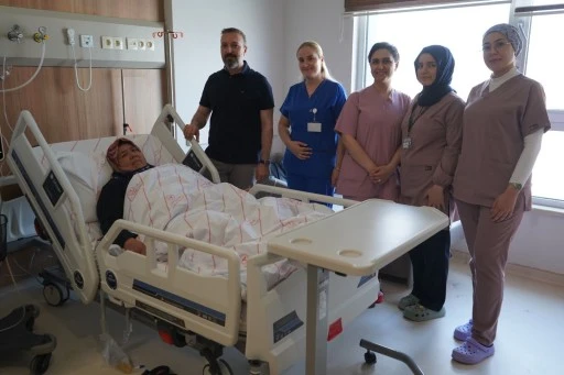 Adıyaman’da Bir İlk: V-Notes ile Rahim Alma Operasyonu Gerçekleştirildi