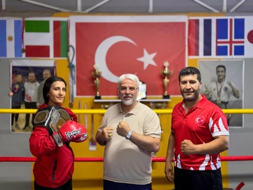 Adıyamanlı Sporcu Ayşe İkra Erdoğan Dünya Muaythai Şampiyonası’na Hazırlanıyor