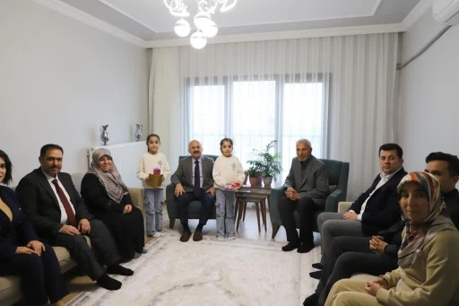 Aile Yılı Etkinlikleri Kapsamında Evlilikte 25. ve 50. Yılını Dolduran Çiftler Ziyaret Edildi.