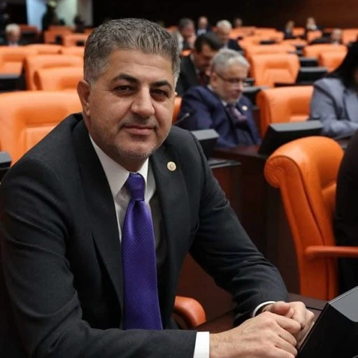 AK Parti Adıyaman Milletvekili Doç. Dr. İshak Şan’dan Kadir Gecesi Mesajı