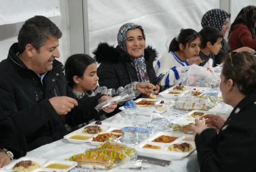 Başkan Tutdere: “Halkın sofrasına halkımızı bekliyoruz”
