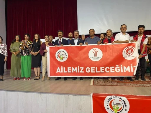 Besni’de Kahkaha Dolu Gece: Drama Kursu Öğrencilerinden Komedi Oyunu