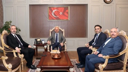 Gelir İdaresi Başkanı Bekir BAYRAKDAR ve heyeti ile Adıyaman'da ziyaret gerçekleştirdi.