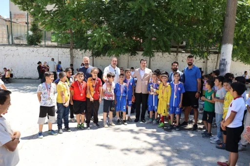 Sınıflar Arası Futbol Turnuvası Nefes Kesti —