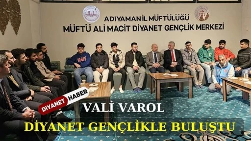 Vali Varol, Ali Macit Diyanet Gençlik Merkezi'nde gençlerle bir araya geldi